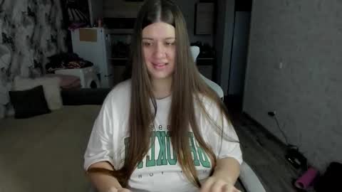 kianna_dior_ online show from 23, 11, 2025