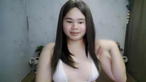 Snapshot of kianna_schmitz chatting on 19, 2, 2025 Your SweetGirl Ts online show from 19, 2, 2025