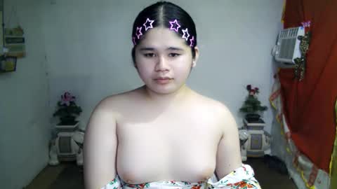 Snapshot of kianna_schmitz chatting on 2, 10, 2025 Your SweetGirl Ts online show from 2, 10, 2025