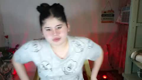 Snapshot of kianna_schmitz chatting on 8, 10, 2025 Your SweetGirl Ts online show from 8, 10, 2025