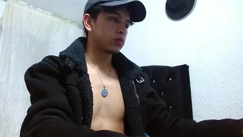Snapshot of kianryu chatting on 16, 9, 2025 Adrian Chlloe online show from 16, 9, 2025