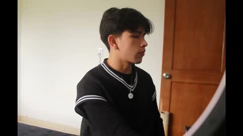 Snapshot of kianryu chatting on 17, 10, 2025 Adrian Chlloe online show from 17, 10, 2025