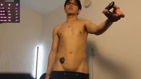 Adrian  Chlloe online show from 22, 11, 2025