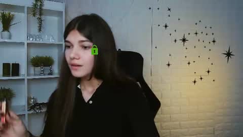 Snapshot of kiara_belle chatting on 17, 6, 2026 Kiara online show from 17, 6, 2026