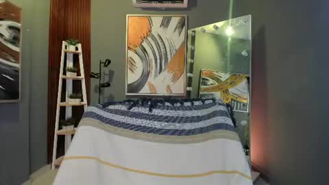 Snapshot of kiara_curls chatting on 18, 6, 2026 Kiara online show from 18, 6, 2026