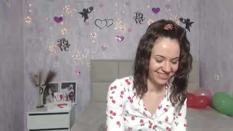 Snapshot of kiaracriegs chatting on 3, 2, 2025 Kara online show from 3, 2, 2025