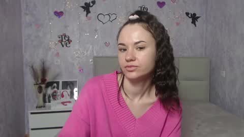 Snapshot of kiaracriegs chatting on 3, 3, 2025 Kara online show from 3, 3, 2025