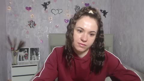 Snapshot of kiaracriegs chatting on 12, 3, 2025 Kara online show from 12, 3, 2025