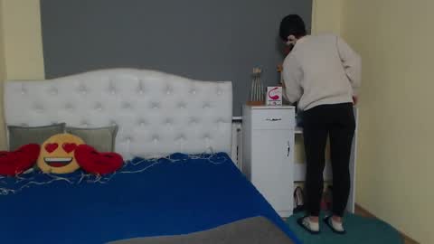 Snapshot of kiaracriegs chatting on 11, 11, 2025 Kara online show from 11, 11, 2025