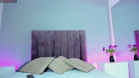 Sara Palacios online show from 30, 12, 2024