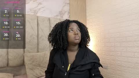 Snapshot of kiarazafira chatting on 6, 10, 2025 kiarazafira online show from 6, 10, 2025