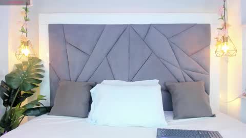 Snapshot of kiarhatrixie chatting on 22, 10, 2025 kiarha online show from 22, 10, 2025