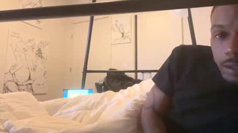 Snapshot of kibrombariu45 chatting on 12, 12, 2024 HunneysPlayRoom online show from 12, 12, 2024