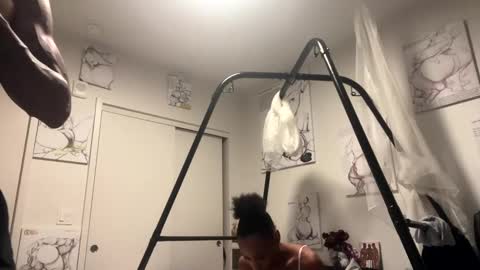 Snapshot of kibrombariu45 chatting on 23, 12, 2024 HunneysPlayRoom online show from 23, 12, 2024