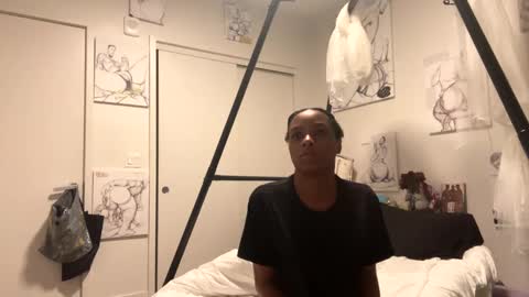 Snapshot of kibrombariu45 chatting on 24, 12, 2024 HunneysPlayRoom online show from 24, 12, 2024