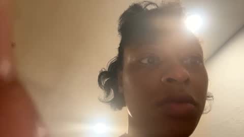 Snapshot of kibrombariu45 chatting on 8, 2, 2025 HunneysPlayRoom online show from 8, 2, 2025