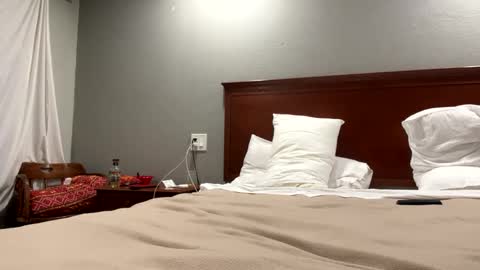 Snapshot of kibrombariu45 chatting on 21, 2, 2025 HunneysPlayRoom online show from 21, 2, 2025