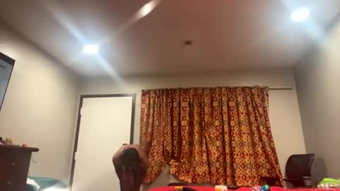 Snapshot of kibrombariu45 chatting on 1, 11, 2025 HunneysPlayRoom online show from 1, 11, 2025