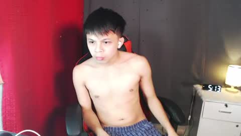 Snapshot of kiel_asianboy chatting on 25, 6, 2026 EJ online show from 25, 6, 2026