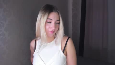 Bella online show from 20, 11, 2025