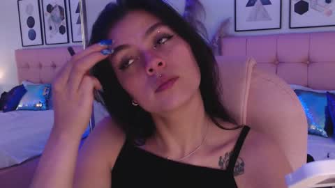 kIKI online show from 12, 3, 2026