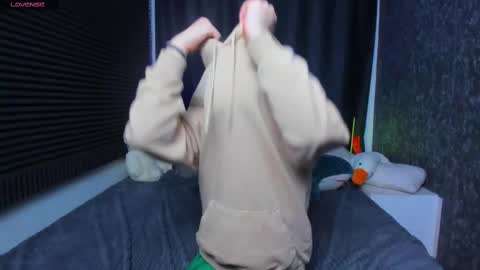 Kiki online show from 27, 2, 2025