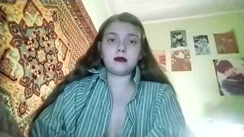 kikibang_ online show from 19, 3, 2026