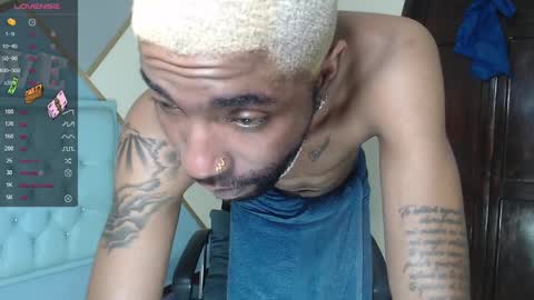 Snapshot of kilian_xx chatting on 19, 12, 2024 Kilian xxx online show from 19, 12, 2024