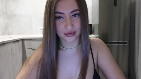 EvaAnna online show from 3, 2, 2025