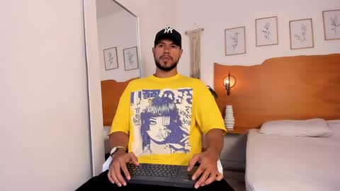 Snapshot of killua_zagarra_ chatting on 28, 9, 2025 Kilua Muscle guy online show from 28, 9, 2025