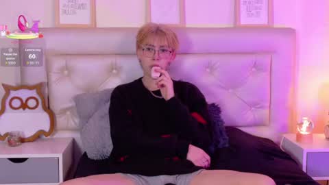  Adrien  online show from 24, 6, 2026