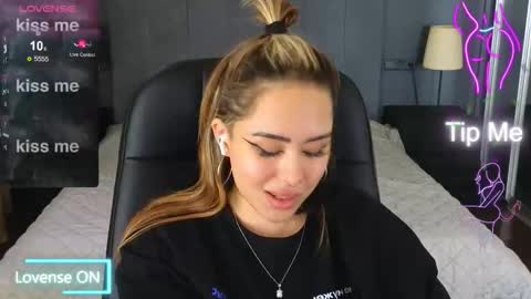 Kim online show from 22, 10, 2025