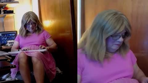 kim crossdresser     no nude room and clean chat only. online show from 10, 3, 2026