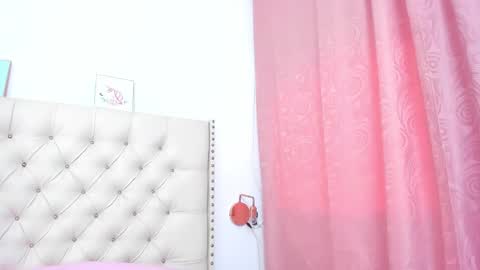 Snapshot of kim_eli chatting on 7, 2, 2025 kim_eli online show from 7, 2, 2025