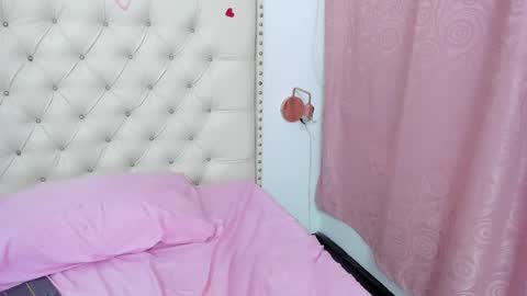 Snapshot of kim_eli chatting on 11, 3, 2025 kim_eli online show from 11, 3, 2025