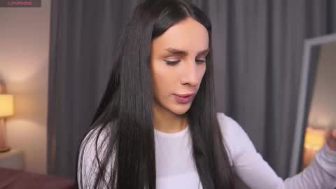 Kim Oberlin online show from 5, 11, 2025