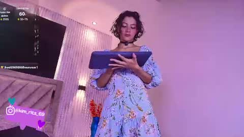 Snapshot of kim_ritz chatting on 11, 7, 2026 Kim online show from 11, 7, 2026