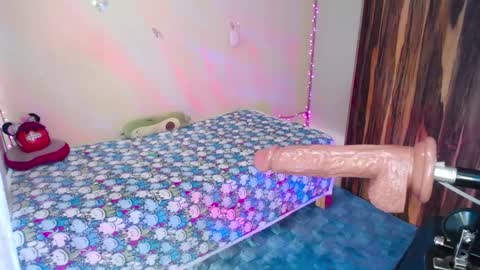 Kim Mishell  online show from 24, 1, 2025