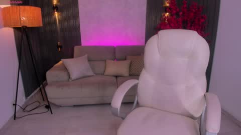 Snapshot of kim_stonee_ chatting on 30, 4, 2026 Kim online show from 30, 4, 2026