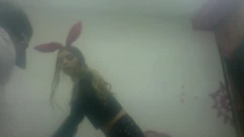 YENCYYY online show from 1, 12, 2025