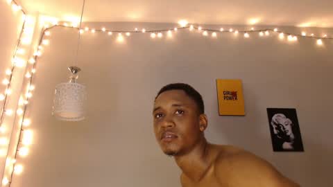 Snapshot of kimandyuk chatting on 13, 12, 2024 Kim  Yuk online show from 13, 12, 2024