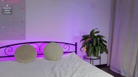 kimbeerlou online show from 3, 12, 2025