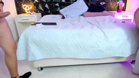 Kimberly Loren online show from 20, 9, 2025