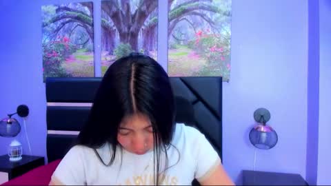 Kimberly Villalobos online show from 18, 9, 2025