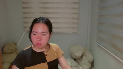 Snapshot of kimbratx chatting on 4, 1, 2025 kimbratx online show from 4, 1, 2025