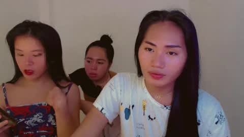 Snapshot of kimbratx chatting on 5, 1, 2025 kimbratx online show from 5, 1, 2025