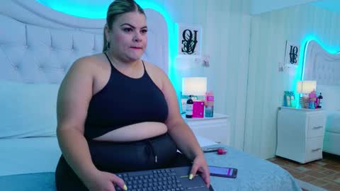 KimBrooks online show from 13, 11, 2025