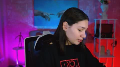 Snapshot of kimclarks chatting on 21, 11, 2025 kimclarks online show from 21, 11, 2025