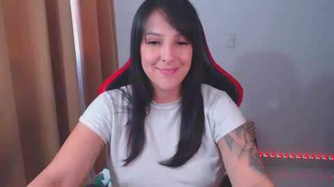 Snapshot of kimflexible_ chatting on 5, 2, 2025 Kim 3 online show from 5, 2, 2025