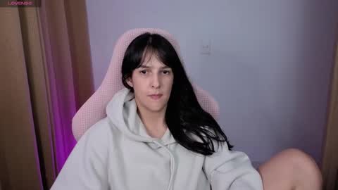 Snapshot of kimflexible_ chatting on 2, 10, 2025 Kim 3 online show from 2, 10, 2025